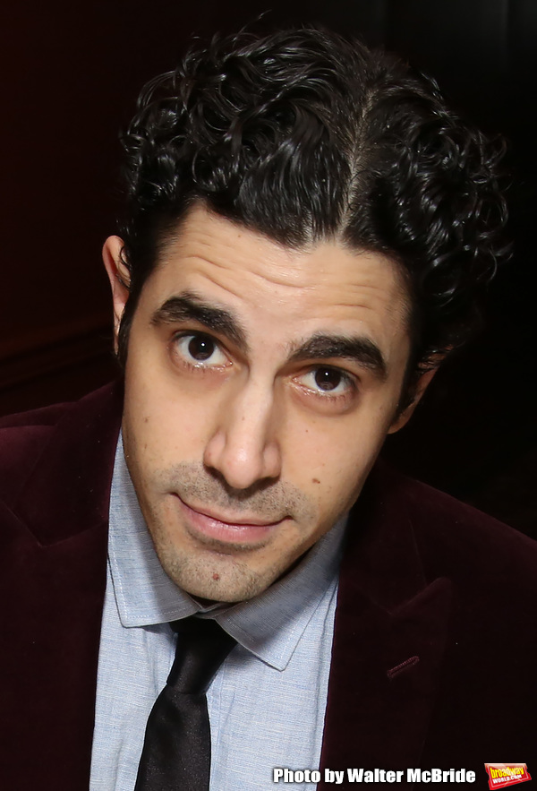 Photo Coverage: Damon Daunno of OKLAHOMA! Receives Sardi's Portrait Image