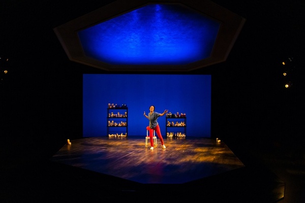 Photo Flash: First Look at Nilaja Sun in PIKE ST at Hartford Stage Image