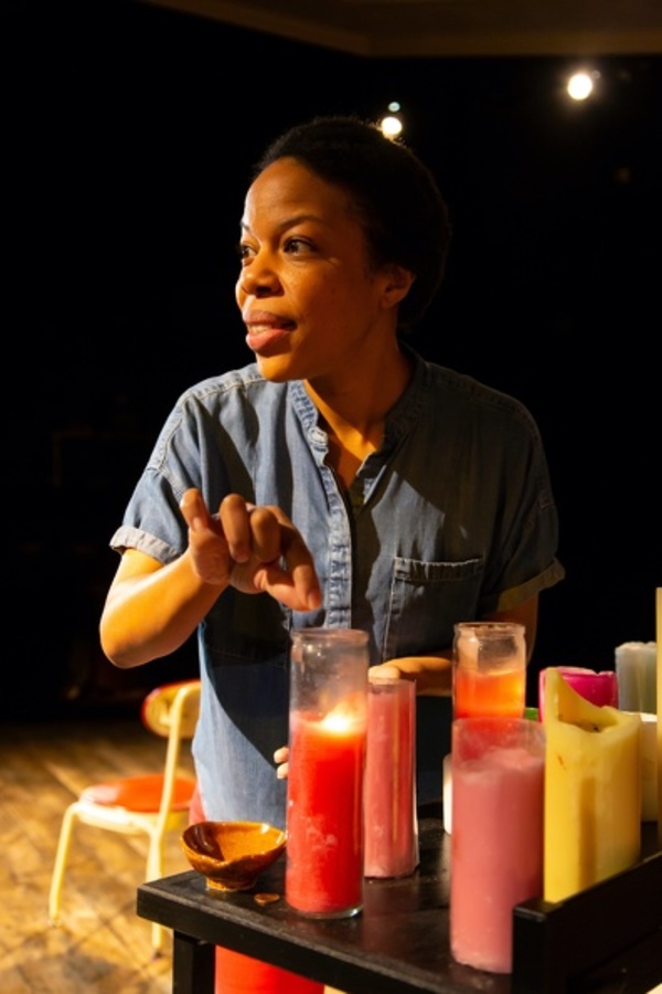 Photo Flash: First Look at Nilaja Sun in PIKE ST at Hartford Stage Image