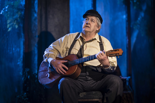 Photo Flash: First Look at UNCLE VANYA at the Harold Pinter Theatre Image