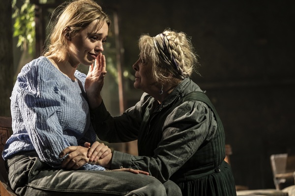 Photo Flash: First Look at UNCLE VANYA at the Harold Pinter Theatre Image