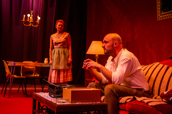 Photo Flash: First Look at The Phoenix Theatre's THE GLASS MENAGERIE 