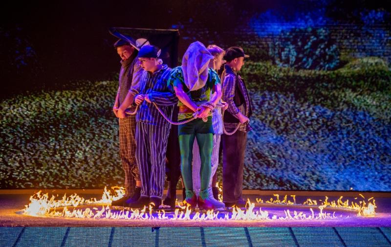 Review: Imperial Ice Stars Inspire Childlike Wonder in PETER PAN ON ICE Image