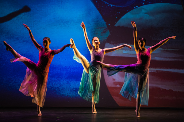 Photo Flash: First Look at THE DOT At Stages Theatre Company Image