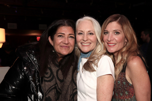 Photo Flash: Inside Elizabeth Ward Land's STILL WITHIN THE SOUND OF MY VOICE: THE SONGS OF LINDA RONSTADT At The Green Room 42 Image