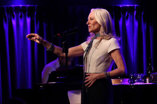 Photo Flash: Inside Elizabeth Ward Land's STILL WITHIN THE SOUND OF MY VOICE: THE SONGS OF LINDA RONSTADT At The Green Room 42 Image