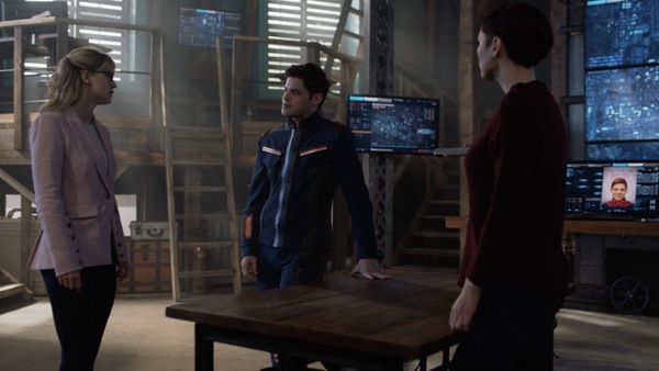 Photo Flash: Get a First Look at Jeremy Jordan's Return to SUPERGIRL Image