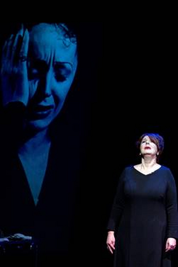 Photo Flash: First Look at the St. Louis Premiere of SONGS FOR NOBODIES Image
