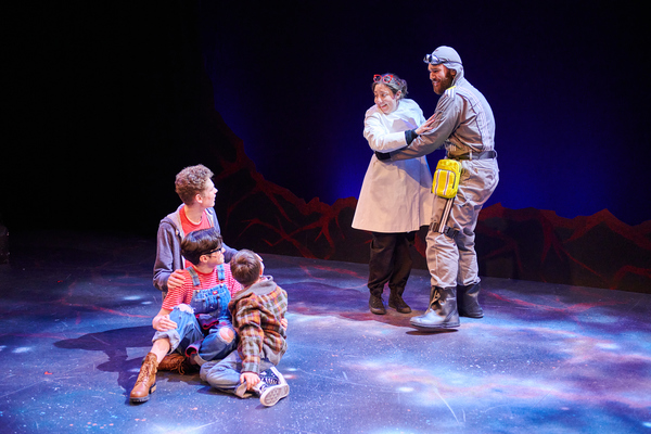 Photo Flash: First Stage Presents A WRINKLE IN TIME Image