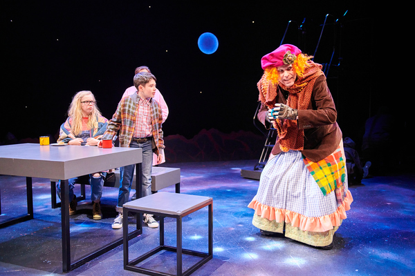 Photo Flash: First Stage Presents A WRINKLE IN TIME Image