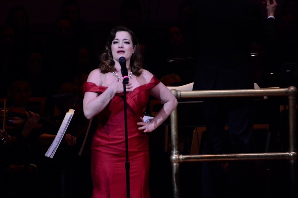 Laura Michelle Kelly Photo