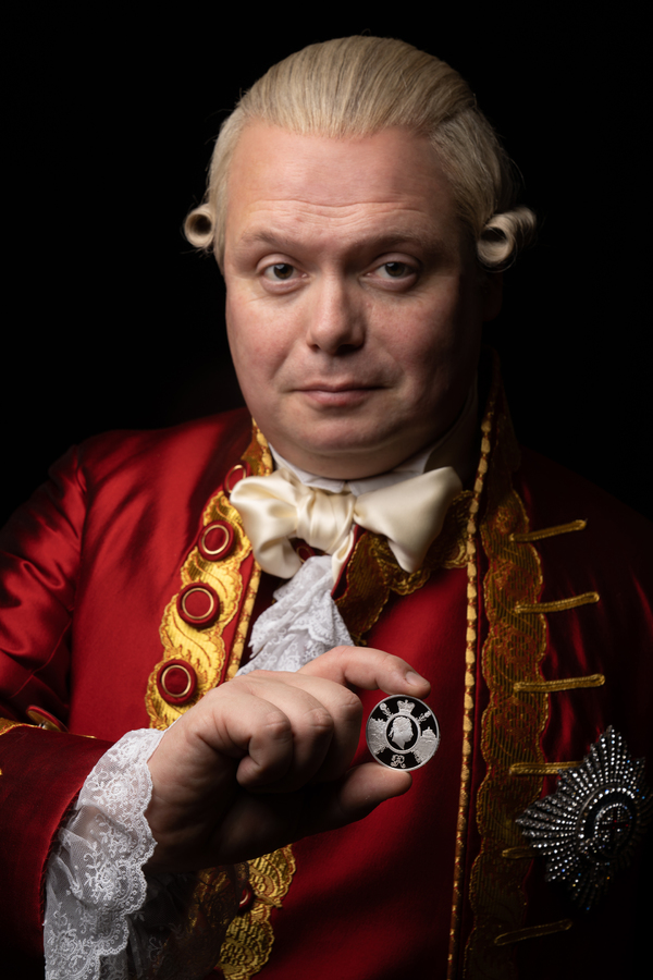 Photo Flash: The Royal Mint Partners With HAMILTON For King George III Commemorative Coin Image