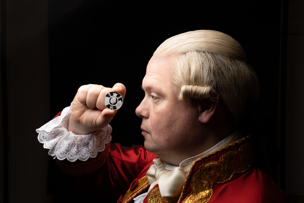 Photo Flash: The Royal Mint Partners With HAMILTON For King George III Commemorative Coin Image
