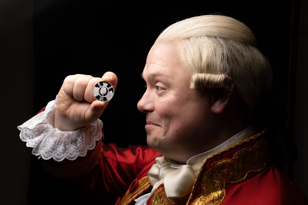 Photo Flash: The Royal Mint Partners With HAMILTON For King George III Commemorative Coin Image