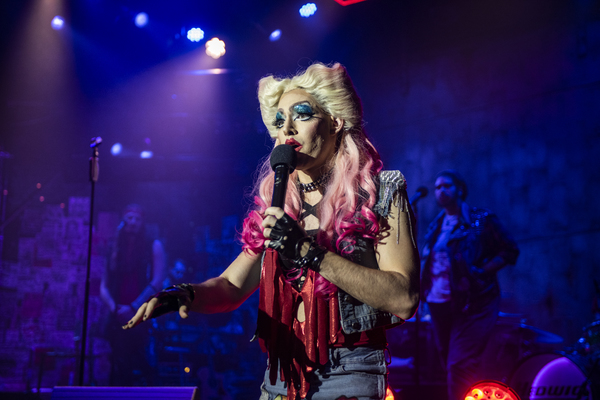 Photo Flash: Check Out Production Photos of Milwaukee Rep's HEDWIG AND THE ANGRY INCH 