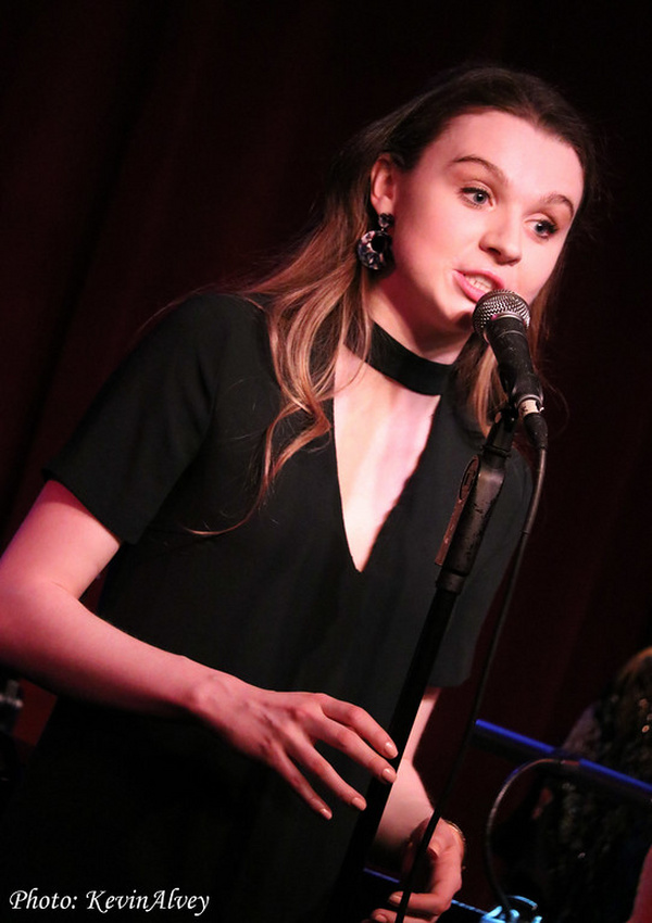 Photo Flash: Cellist Mairi Dorman-Phaneuf Celebrates Robert Burns Night At Birdland! 