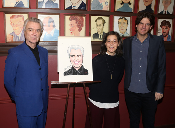 Photo Coverage: AMERICAN UTOPIA's David Byrne Celebrates New Sardi's Portrait Image