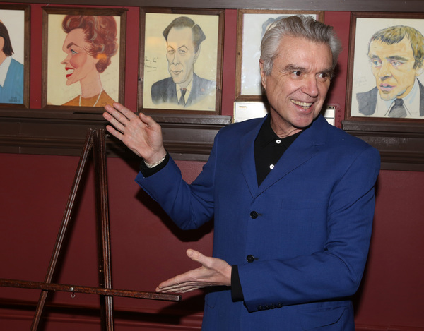 Photo Coverage: AMERICAN UTOPIA's David Byrne Celebrates New Sardi's Portrait Image