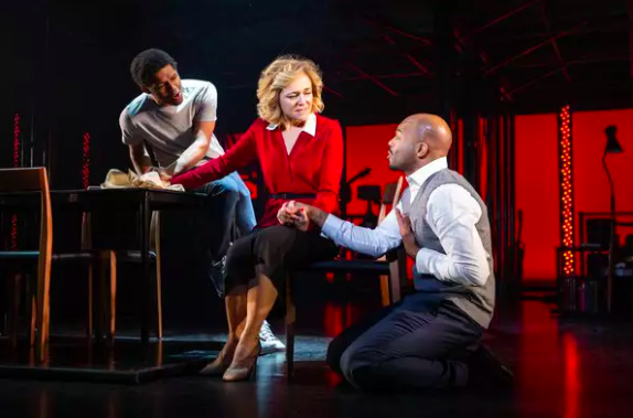 Wake Up With BWW 1/31: Artios Awards Winners, and More! Image