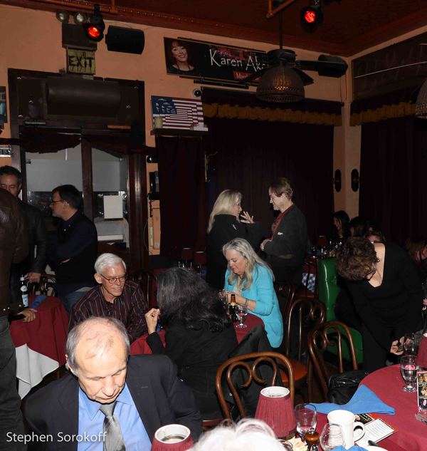 Photo Coverage: Nicolas King, Sandy Stewart, and Mike Renzi at the Beach Cafe  Image