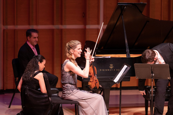 Photo Flash: PREFORMANCES WITH ALLISON CHARNEY at Merkin Hall at Kaufman Music Center  Image