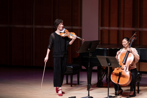 Miranda Cuckson and Sophie Shao after Xenakis'' Dhipli Zhiya Photo