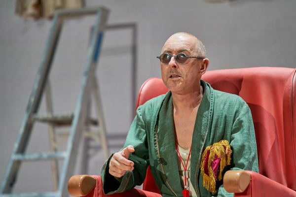 Photo Flash: First Look at ENDGAME, Starring Alan Cumming and Daniel Radcliffe, at the Old Vic Image