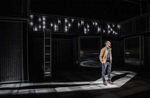 Photo Flash: First Look at Frantic Assembly's I THINK WE ARE ALONE Image