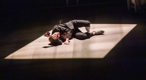 Photo Flash: First Look at Frantic Assembly's I THINK WE ARE ALONE Image