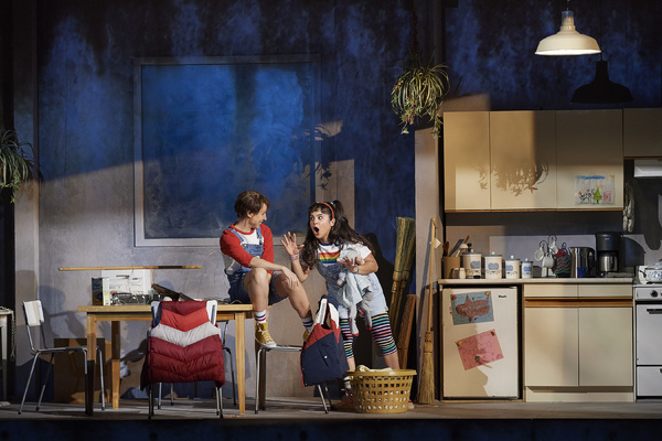 Photo Flash: Canadian Opera Company's New Production of HANSEL & GRETEL Image