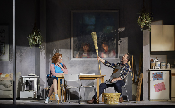 Photo Flash: Canadian Opera Company's New Production of HANSEL & GRETEL Image