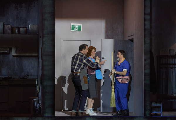 Photo Flash: Canadian Opera Company's New Production of HANSEL & GRETEL Image