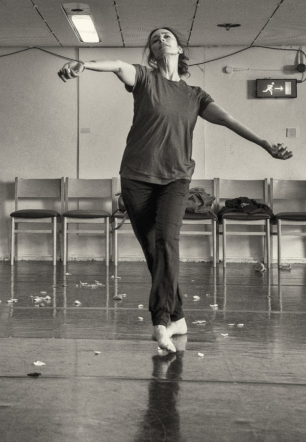 Photo Flash: Inside Rehearsal For Viviana Durante Company's ISADORA NOW at Barbican Theatre  Image