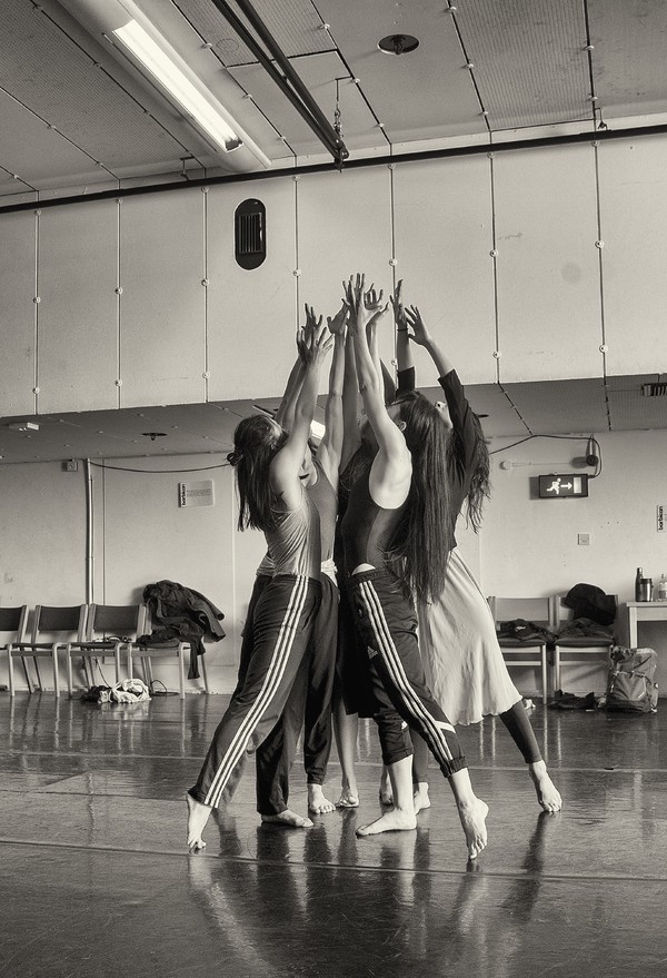 Photo Flash: Inside Rehearsal For Viviana Durante Company's ISADORA NOW at Barbican Theatre  Image