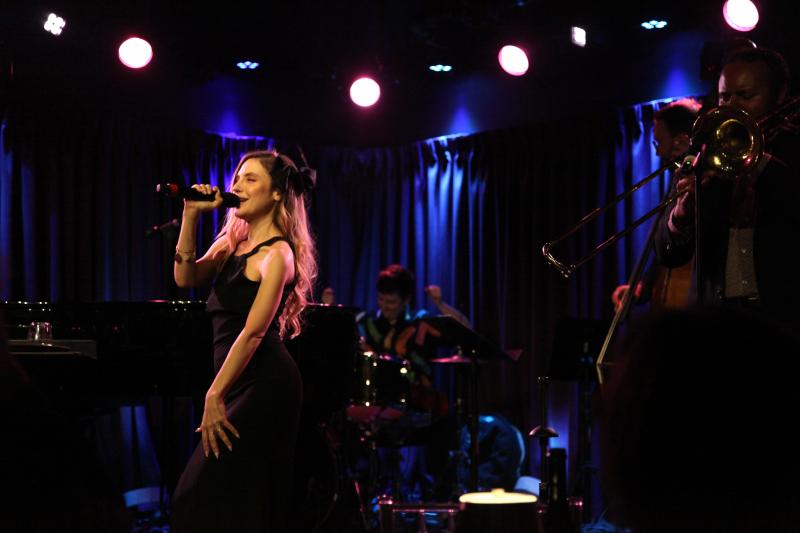Review: SAMANTHA SIDLEY Brings “Something Cool” With Her Open Queerness And Her Smooth Jazz Stylings To The Stage At The Green Room 42 