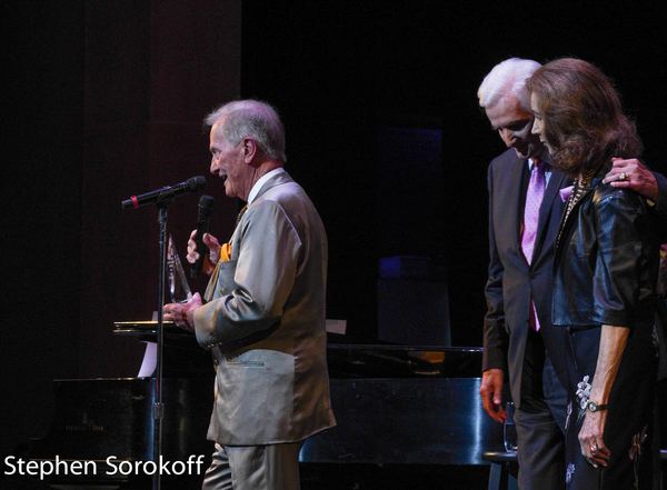 Photo Coverage: Pat Boone Receives Lifetime Achievement Award at Debby Boone Concert Image