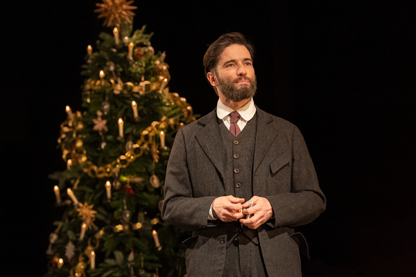 Photo Flash: First Look at LEOPOLDSTADT at the Wyndham's Theatre Image