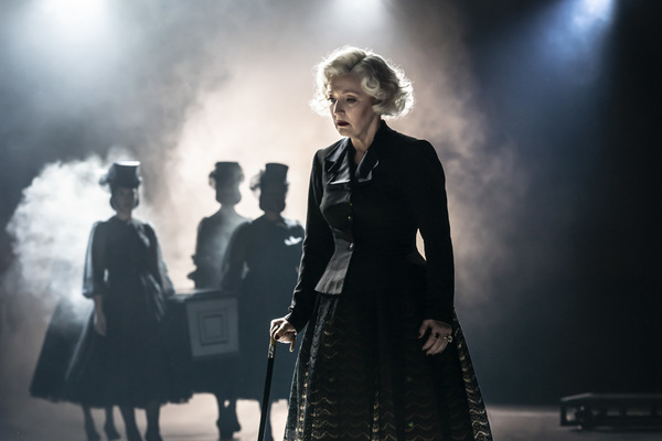 Photo Flash: First Look at THE VISIT at the National Theatre Image