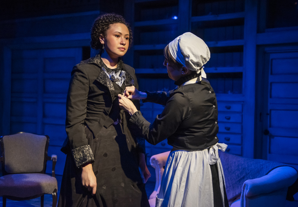 Photo Flash: Raven Theatre's Chicago Premiere Adaptation of A DOLL'S HOUSE Image