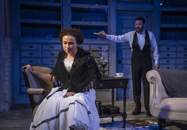 Photo Flash: Raven Theatre's Chicago Premiere Adaptation of A DOLL'S HOUSE Image