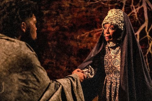 Review: Two Tales By Russian Masters Brought To The Stage in The Mint's CHEKHOV/TOLSTOY: LOVE STORIES Image