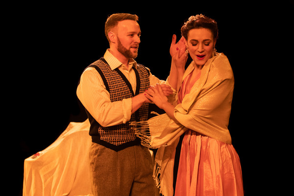 Photo Flash: First Look at OPERA UNDONE: TOSCA & LA BOHEME at the King's Head Theatre  Image