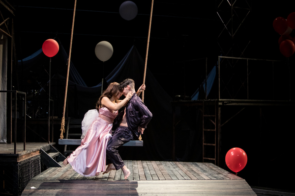 Photo Flash: Guthrie Theater's Production of TWELFTH NIGHT Image