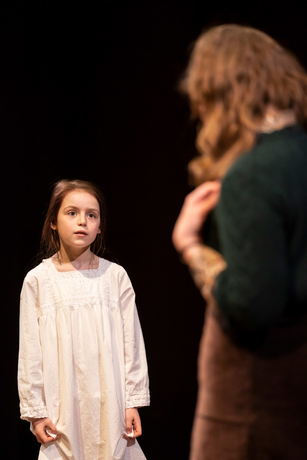 Photo Flash: First Look at FAR AWAY at The Donmar Warehouse 