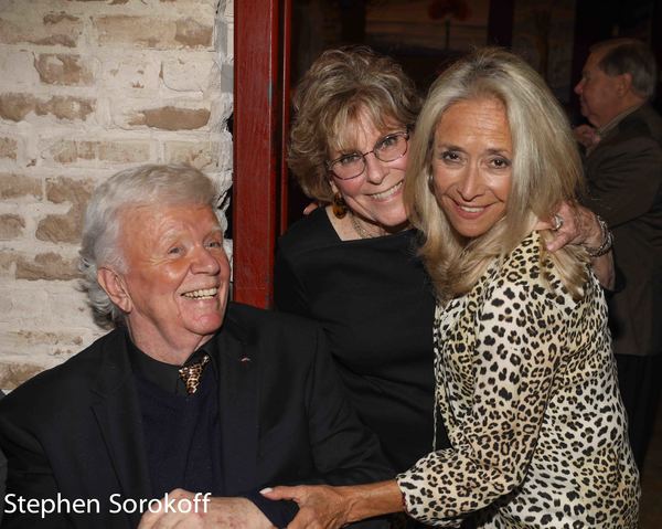 Photo Coverage: Rob Russell Brings Safari Night To Cabaret At Cafe Centro Image