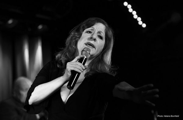 Photo Flash: Jennifer Pace At The Laurie Beechman Image