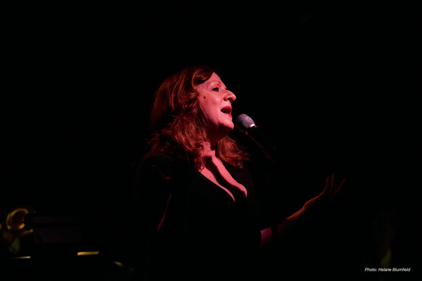 Photo Flash: Jennifer Pace At The Laurie Beechman Image
