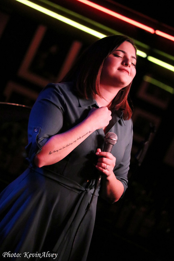 Photo Flash: Melinda Rodriguez Debuts At Birdland  Image