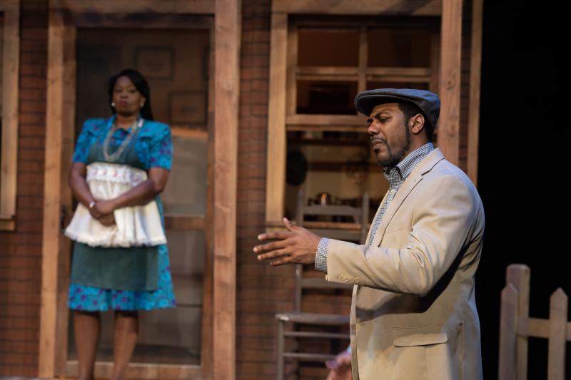 Review: Sports Seasons and Generations Clash in Brand New Sheriff's FENCES Image
