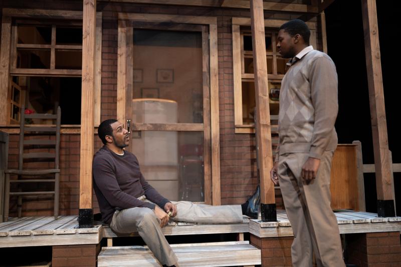 Review: Sports Seasons and Generations Clash in Brand New Sheriff's FENCES Image
